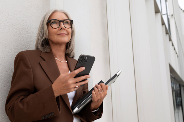 Shutterstock 2353744859