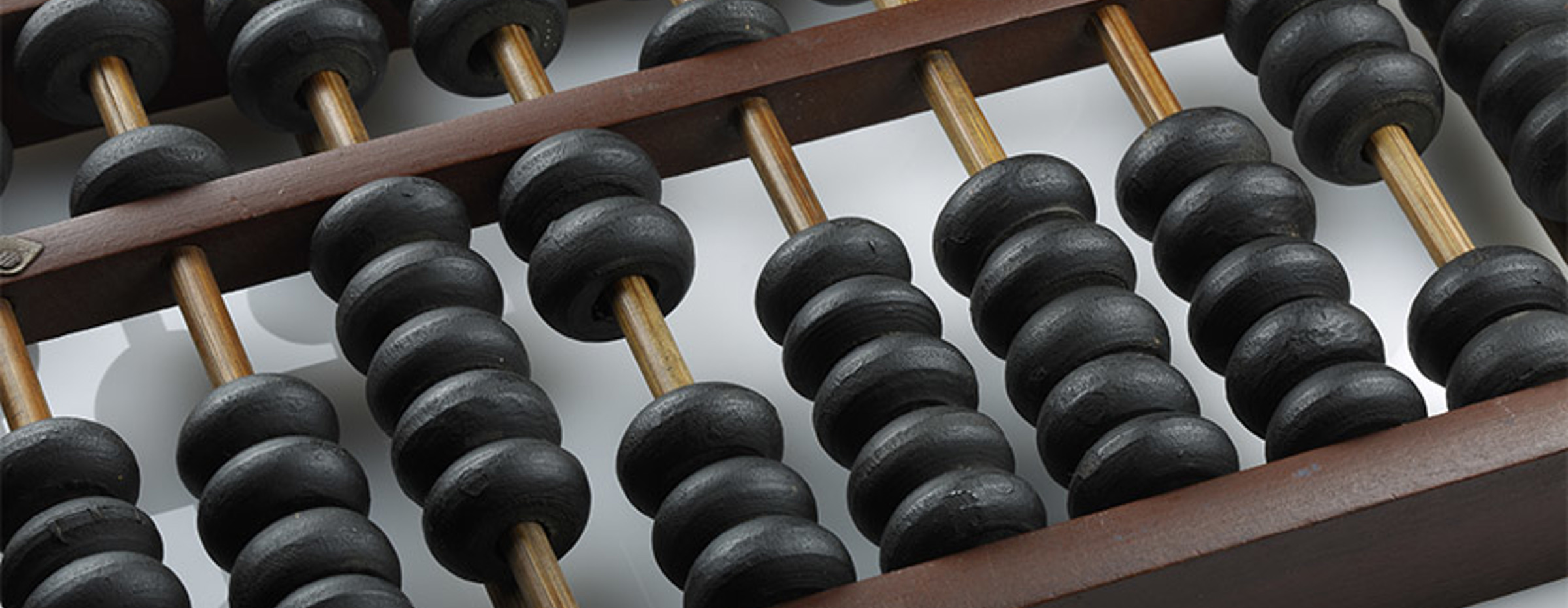 Normalisering af emissionstillæg og indløsningsfradrag