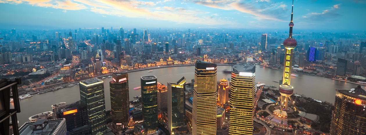 Renter og Fjernøsten i fokus i juli