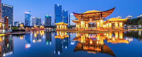 Stærk måned for EM-aktier i oktober