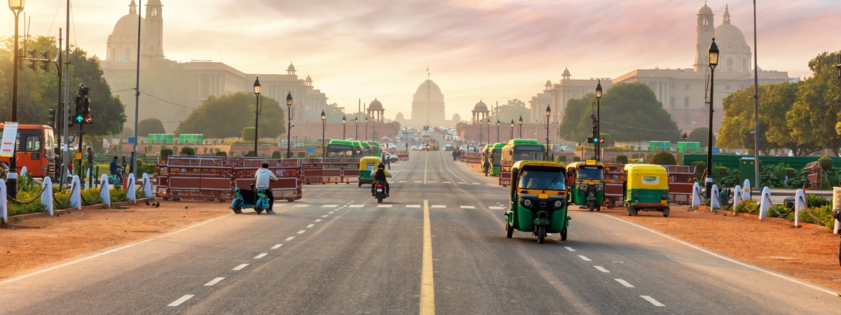 Shutterstock 2183275499