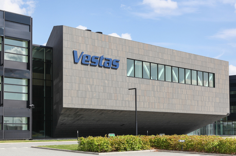 Digital Shutterstock 1041272500